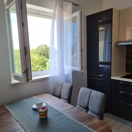 Bonbon 2 * Biograd Na Moru