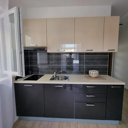 Bonbon 2 * Biograd Na Moru