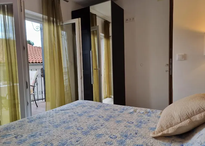 Bonbon 2 ביוגראד נה מורו