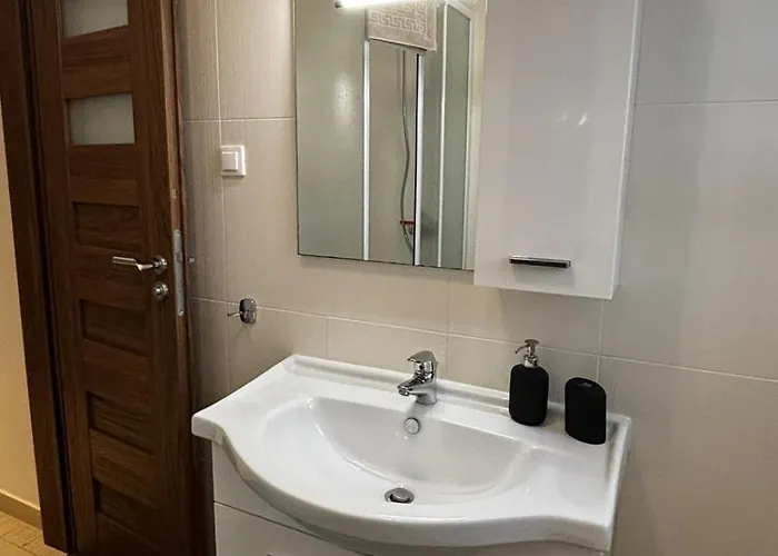 Bonbon 2 * ביוגראד נה מורו