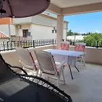 Bonbon 2 * بيوغْغاد نا موغو