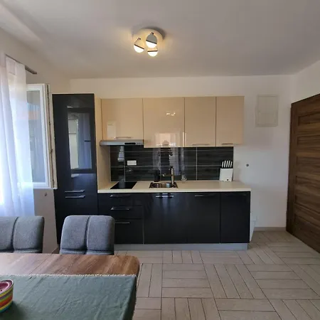 Apartment Bonbon 2