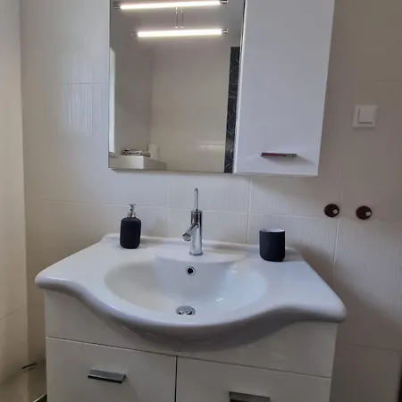 Apartment Bonbon 2