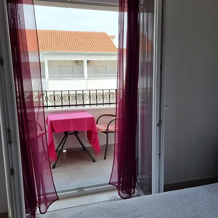 Bonbon 2 Apartment *