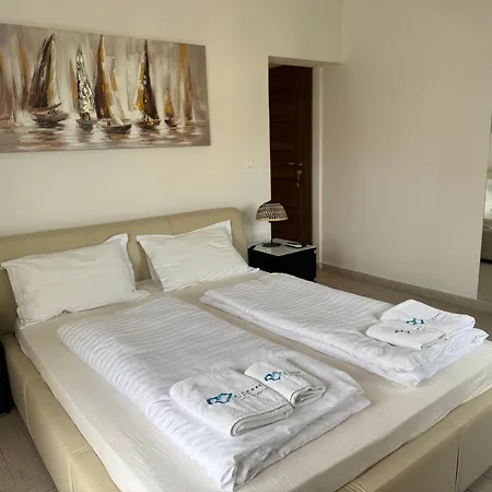 Apartment Bonbon 2